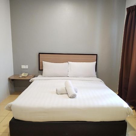 Maple Boutique Hotel 哥打巴鲁 外观 照片